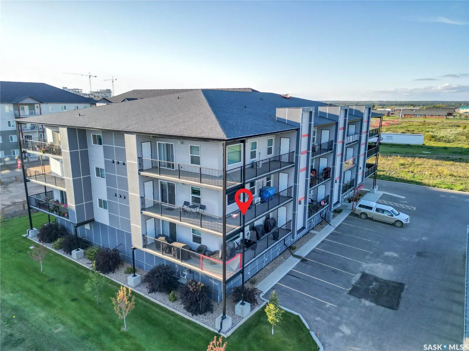 2641 Woodbridge DRIVE, #303