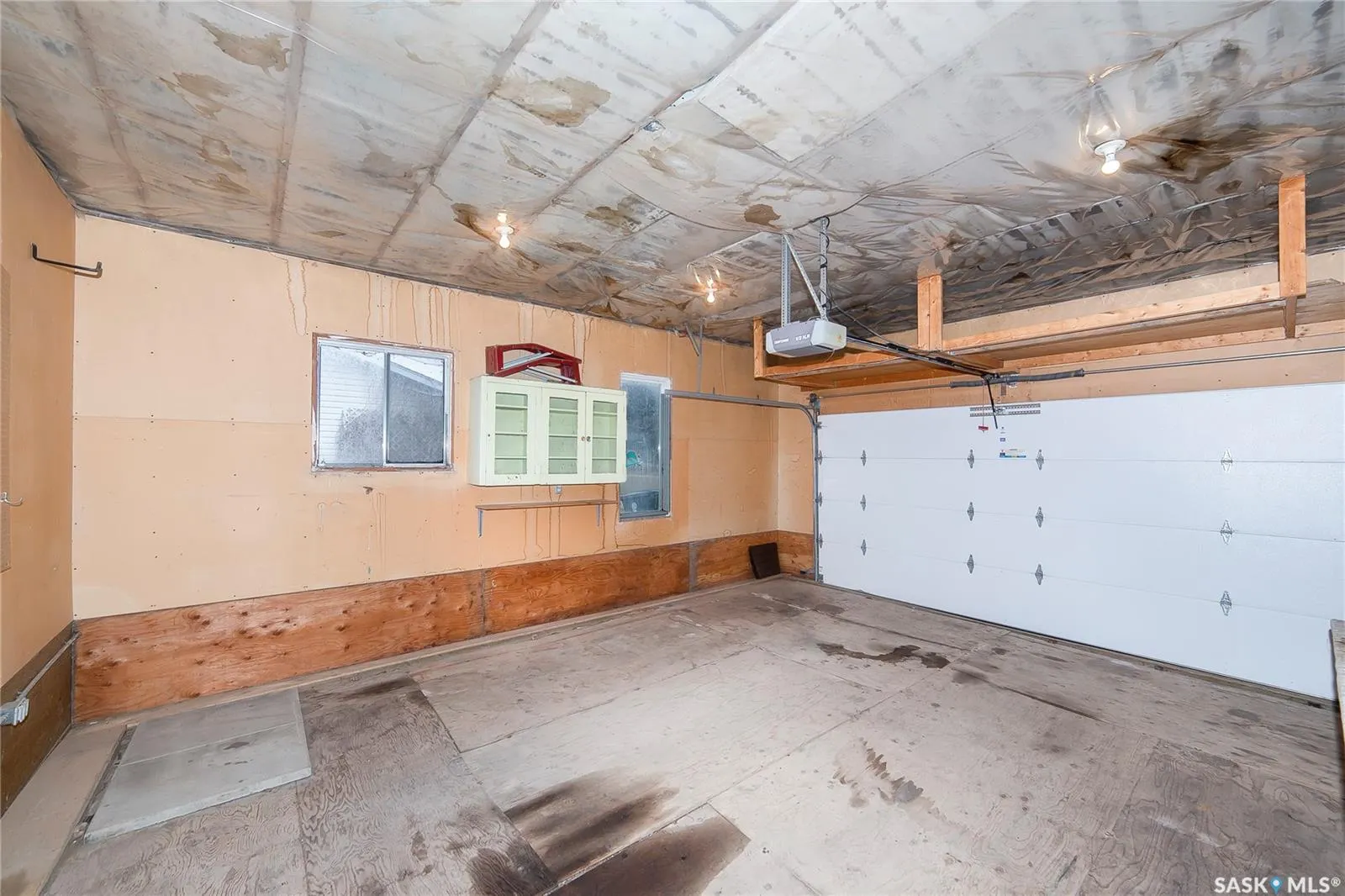 204 5th AVENUE