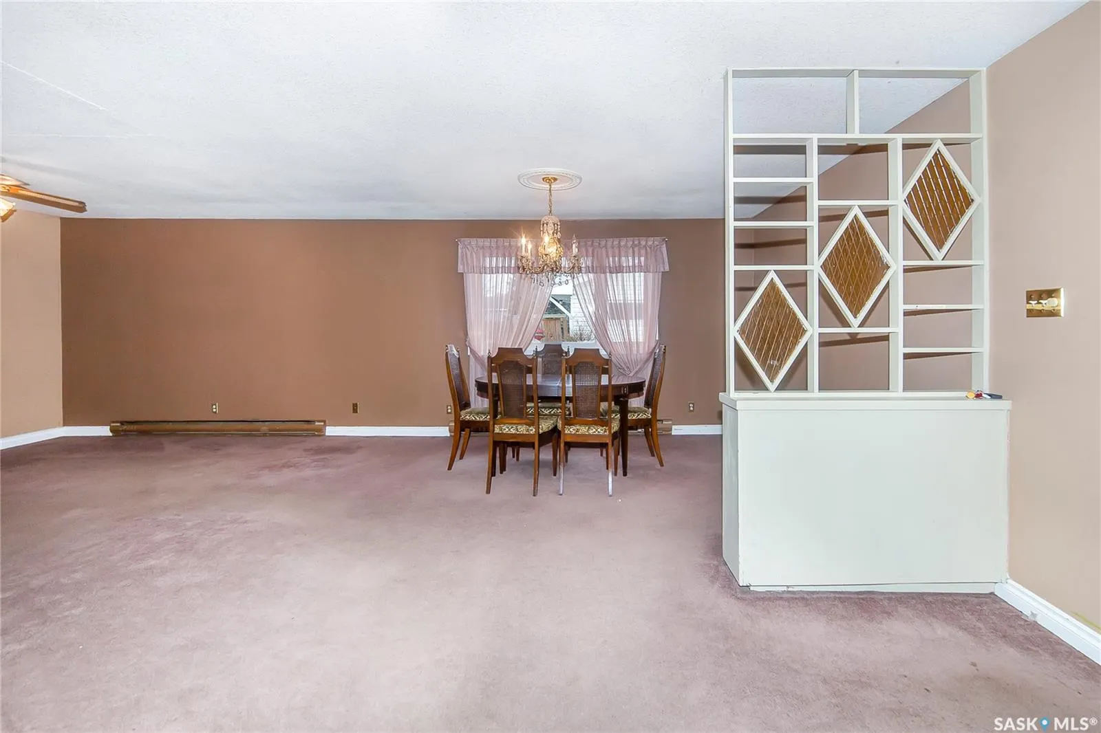 204 5th AVENUE