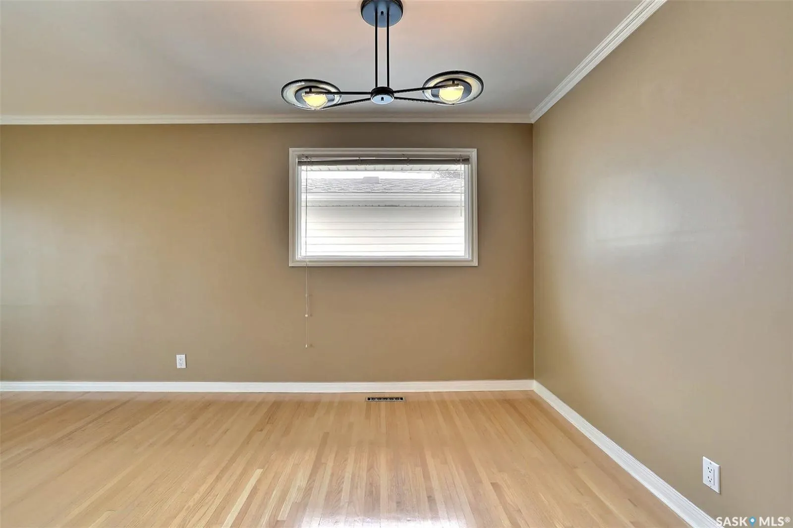2433 Gordon ROAD