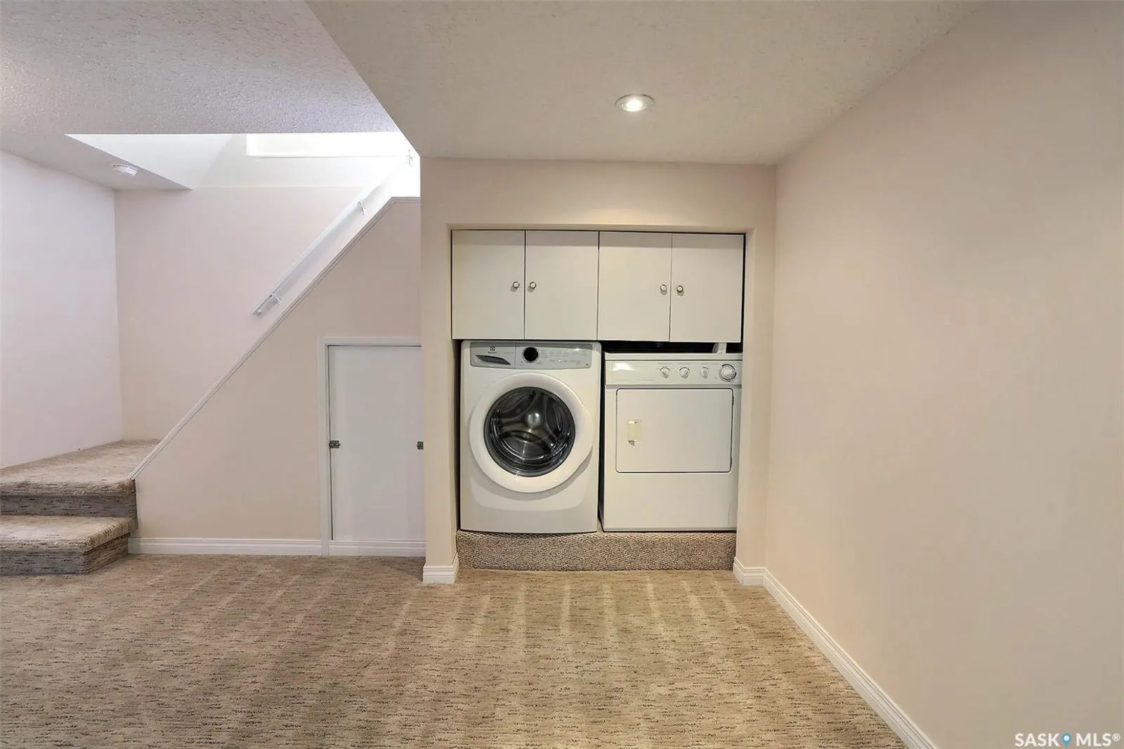 2433 Gordon ROAD