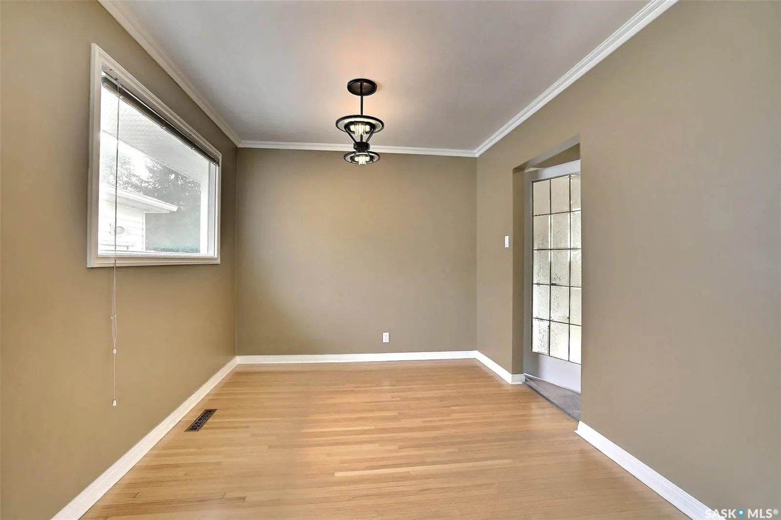 2433 Gordon ROAD