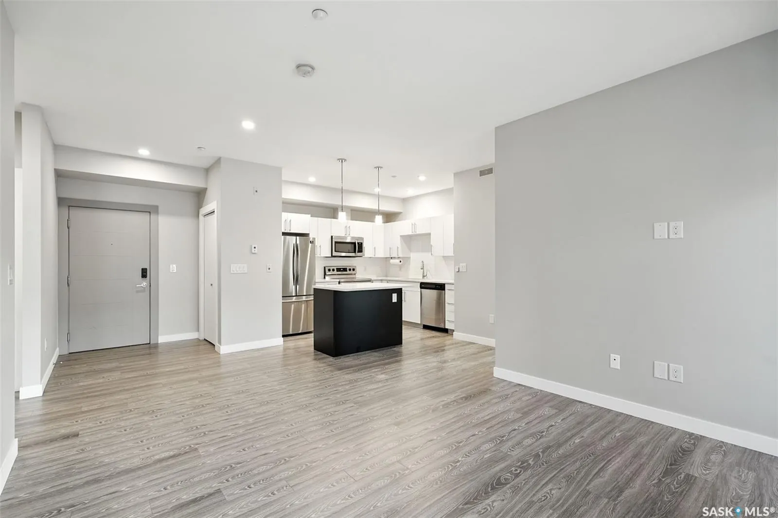142 Pawlychenko LANE, #231
