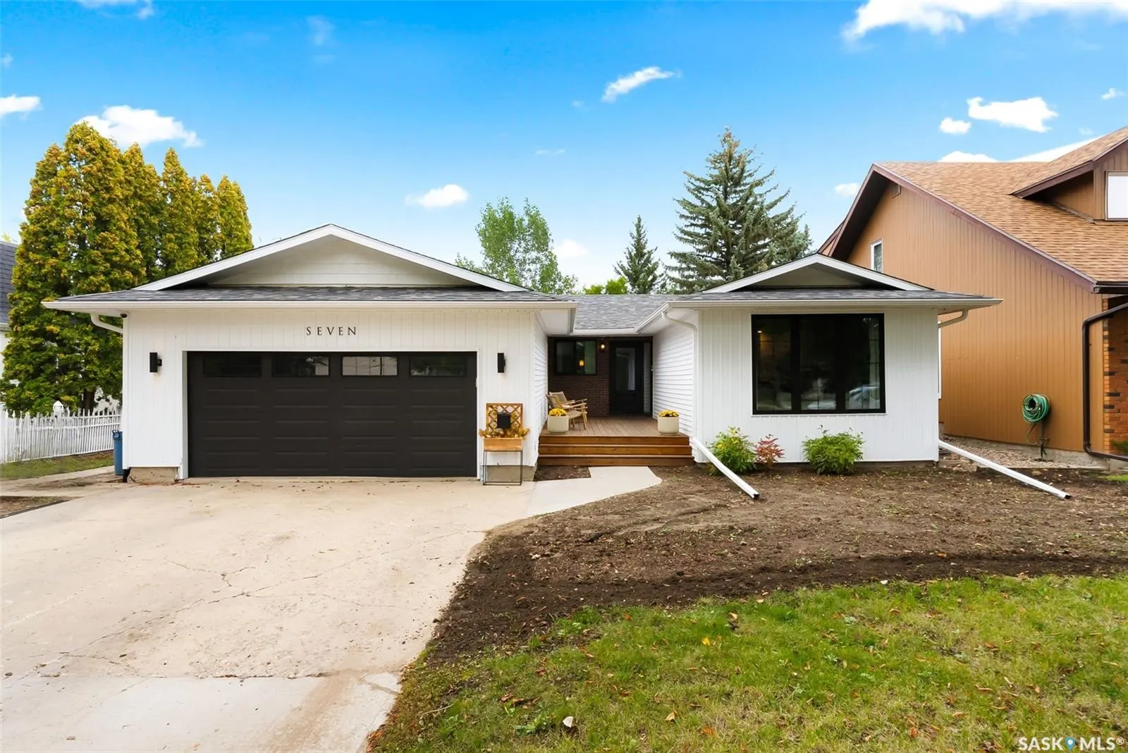 7 Trudeau BAY