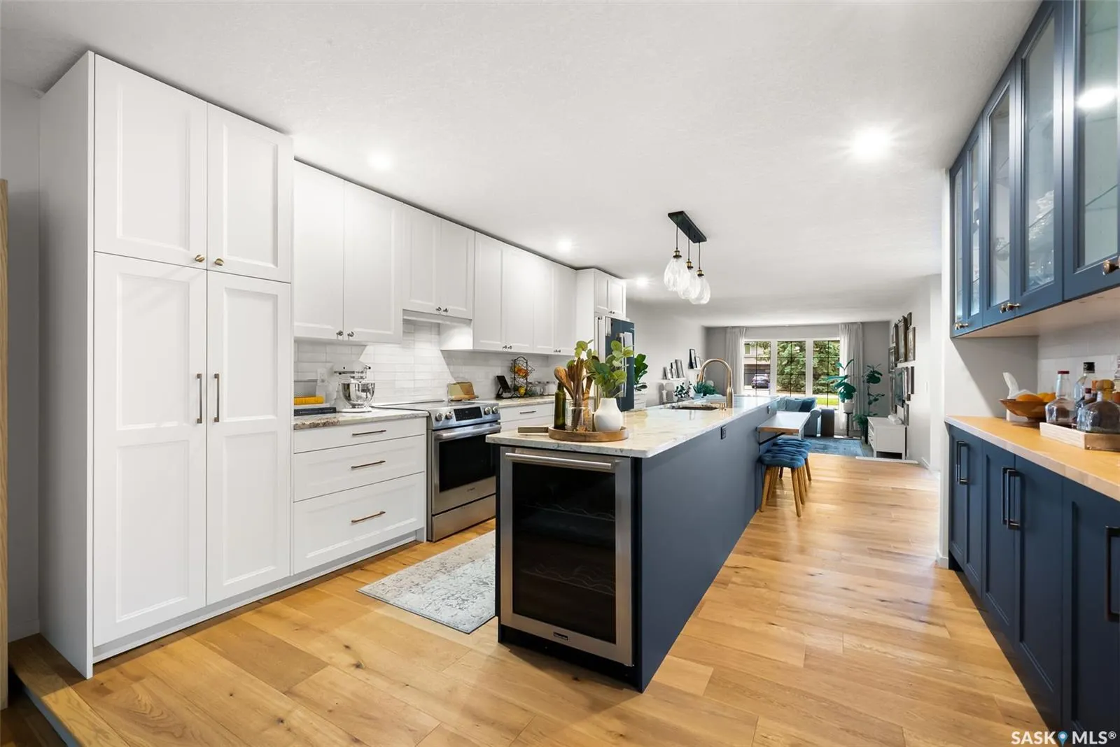 7 Trudeau BAY