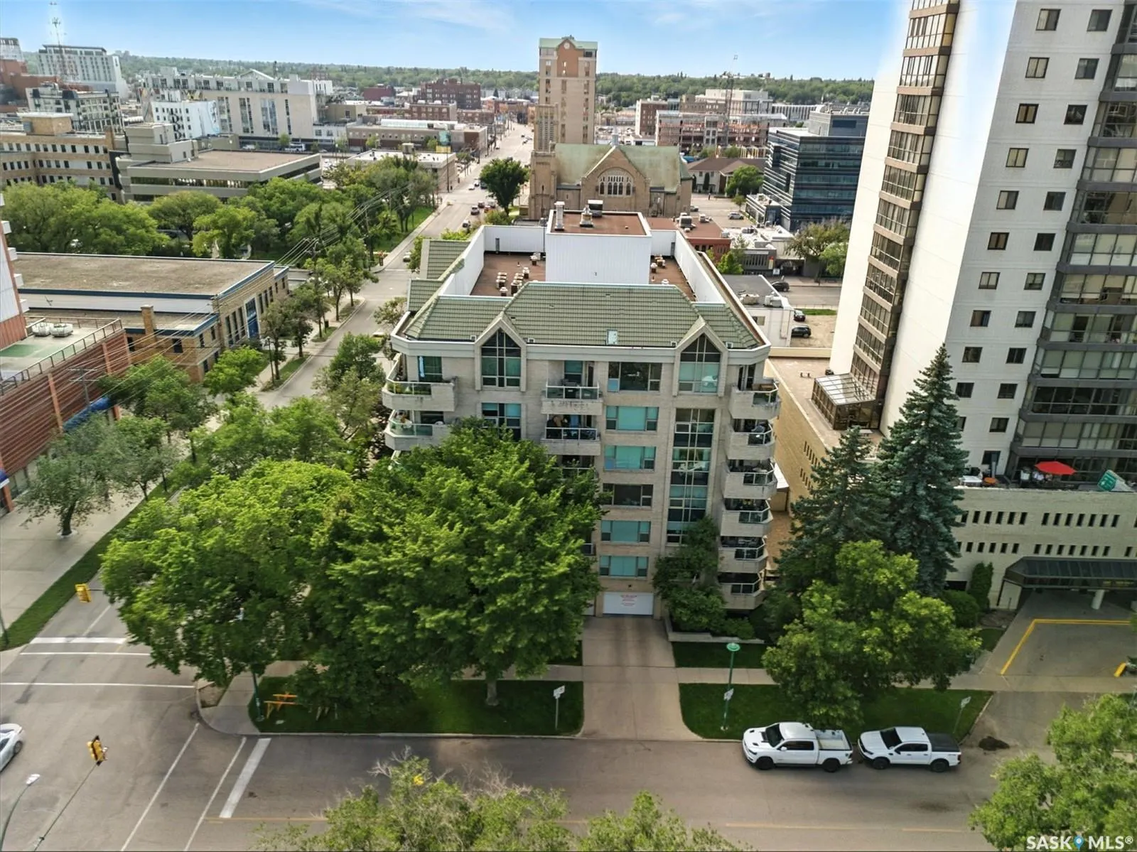 303 5th AVENUE N, #401