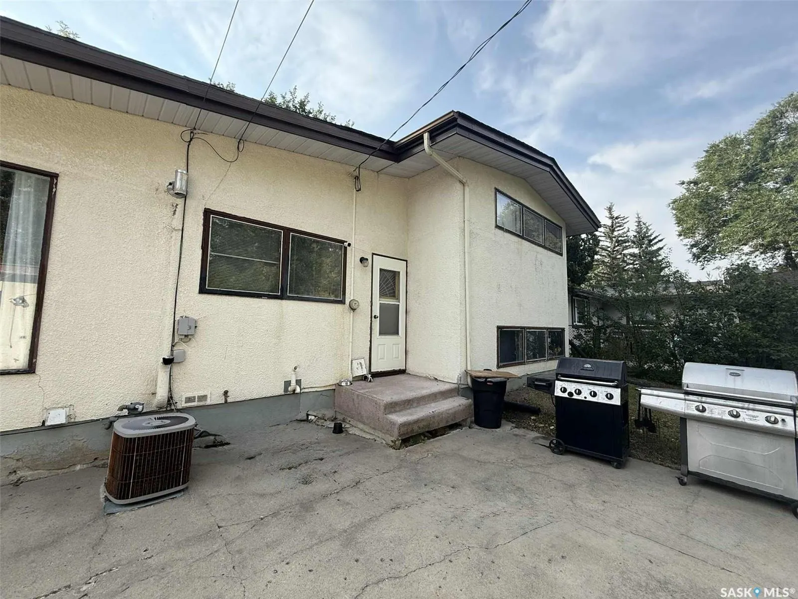 15 Richardson CRESCENT