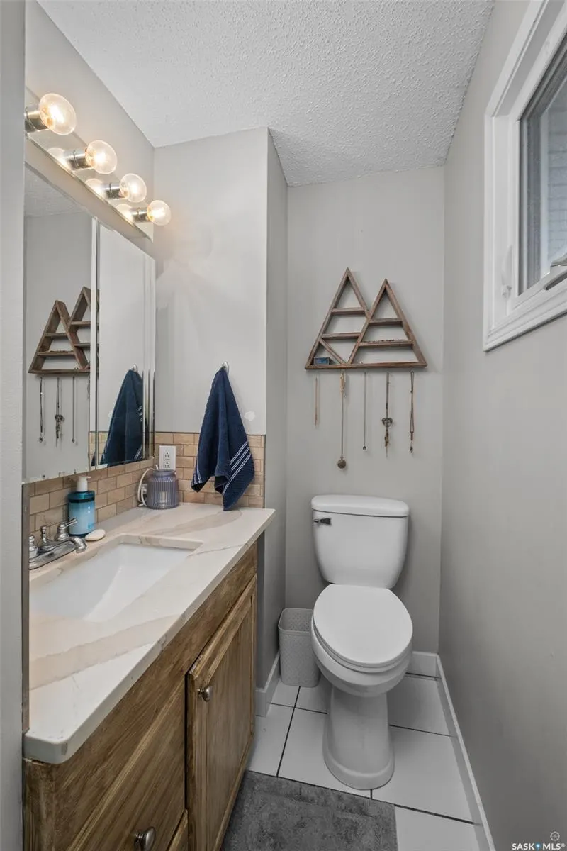 1406 Sibbald CRESCENT