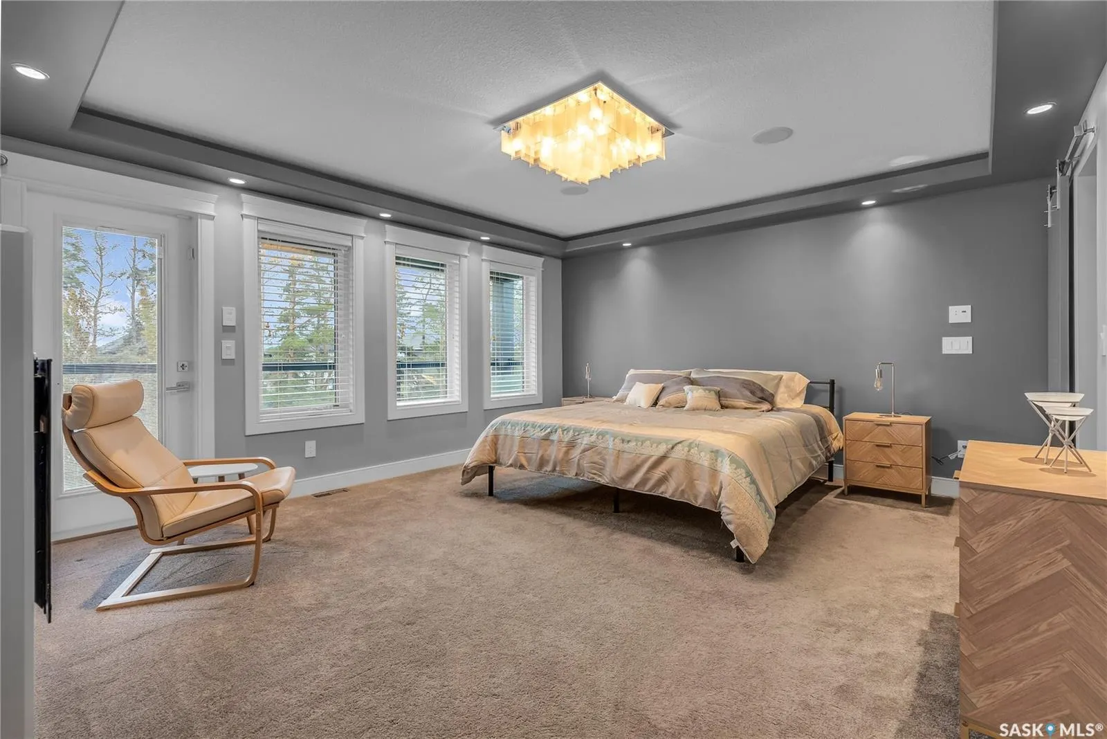 559 Atton LANE