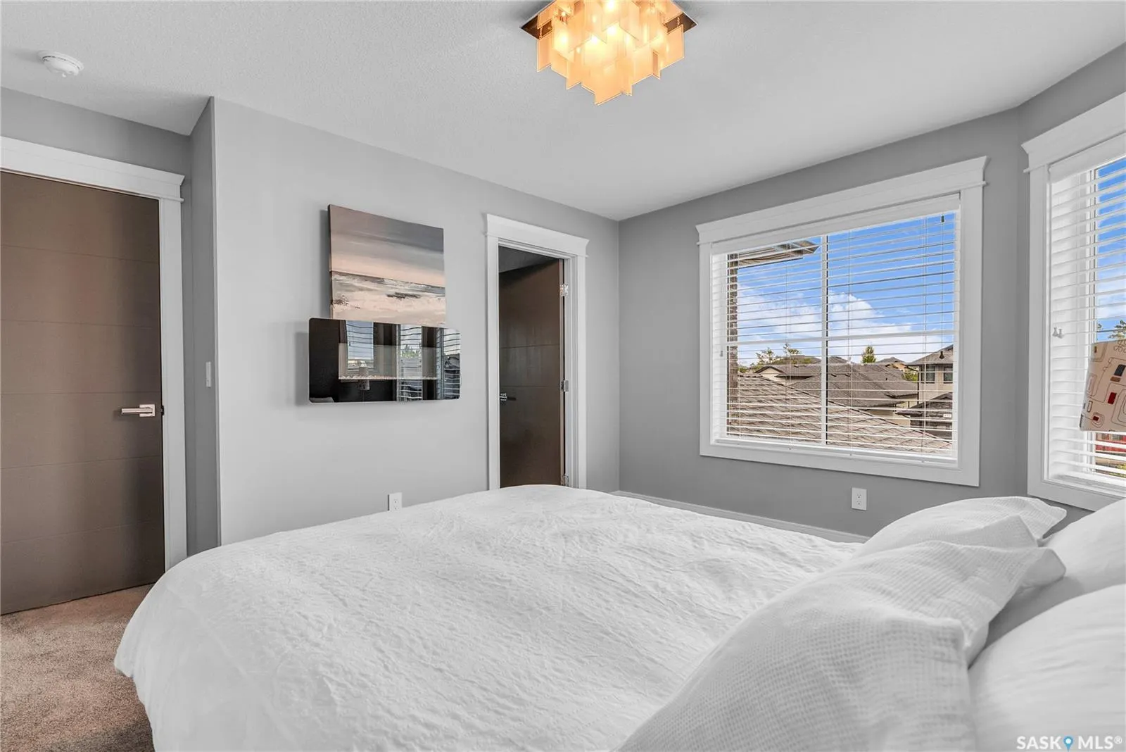559 Atton LANE