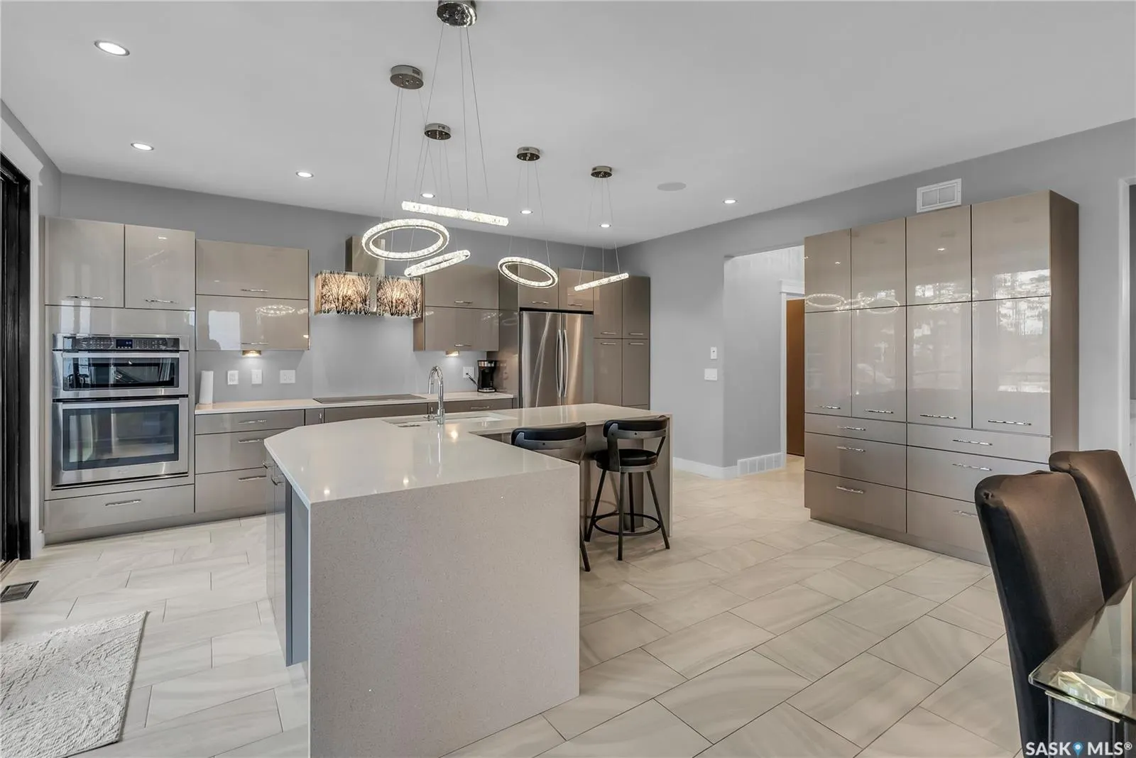 559 Atton LANE