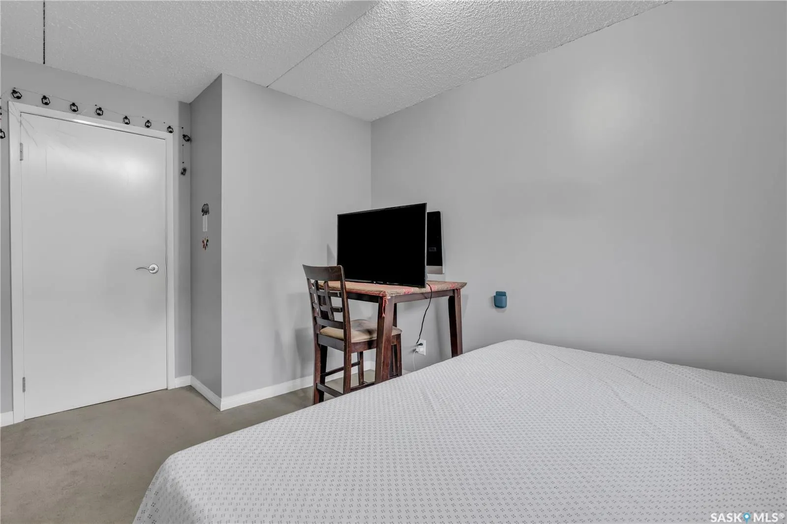 2125 Osler STREET, #101
