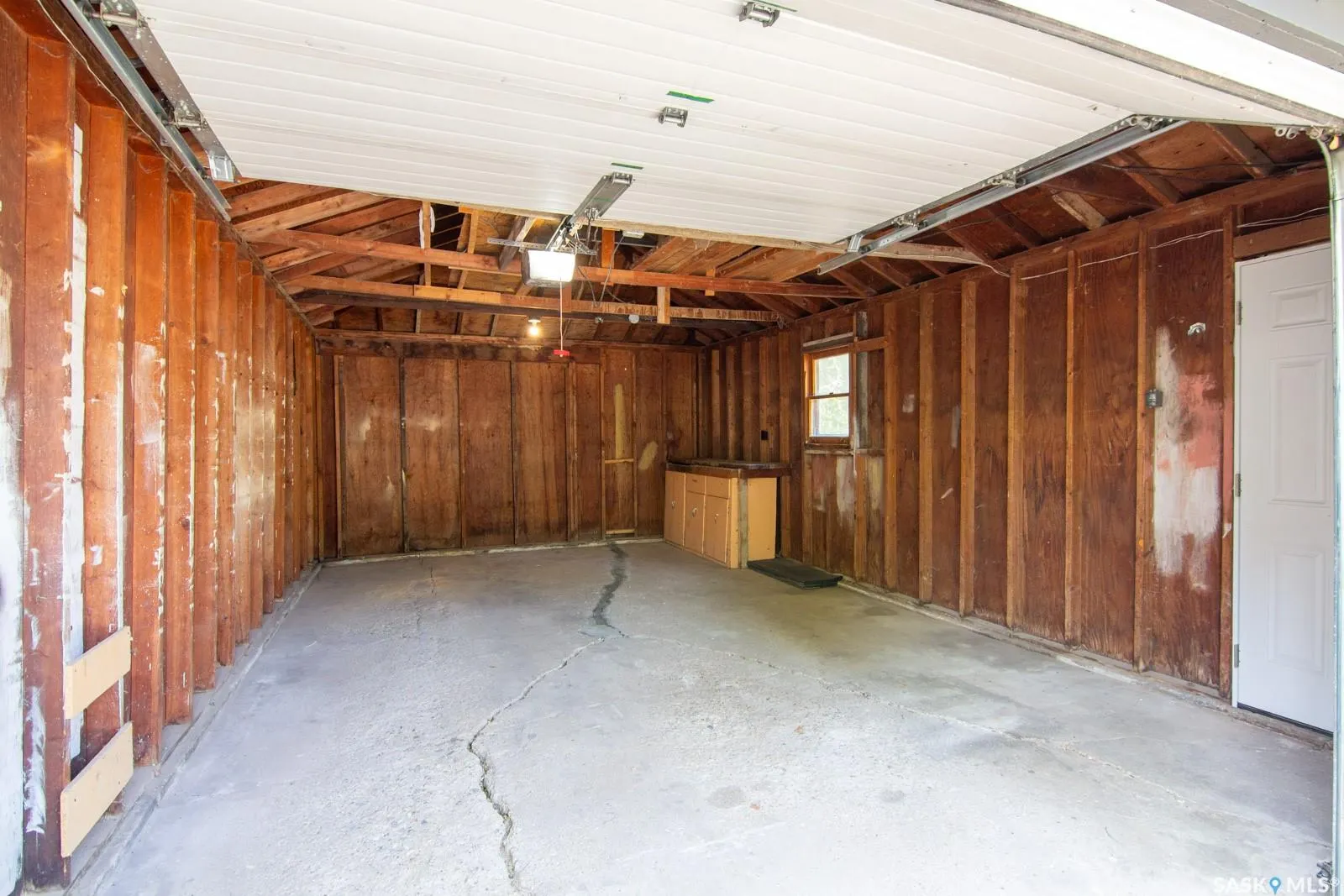 2526 Broadway AVENUE