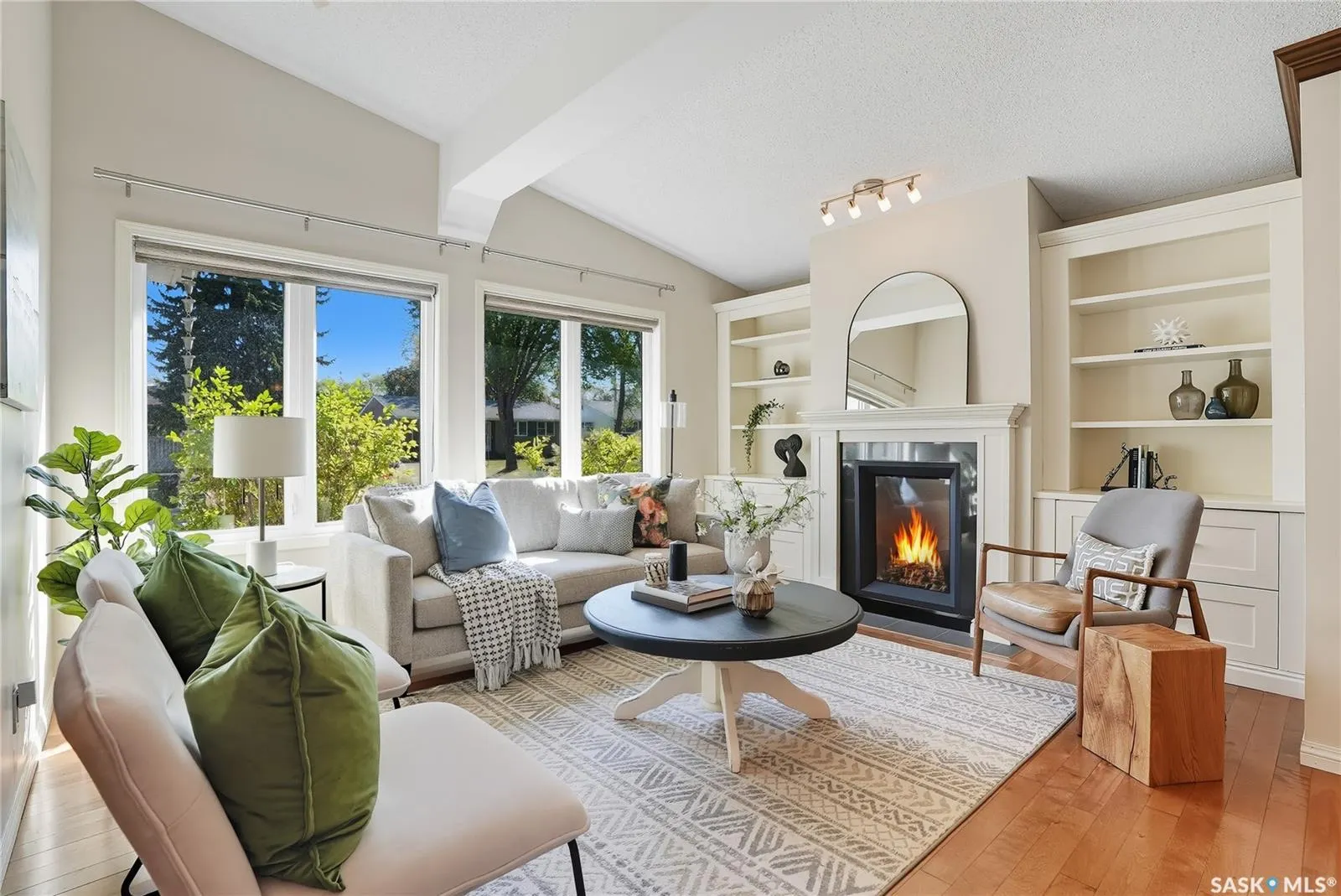 91 Lindsay DRIVE