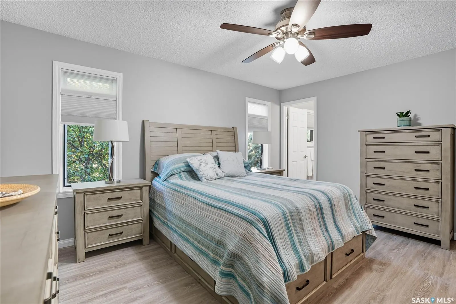 3270 MOUNTBATTEN CRESCENT