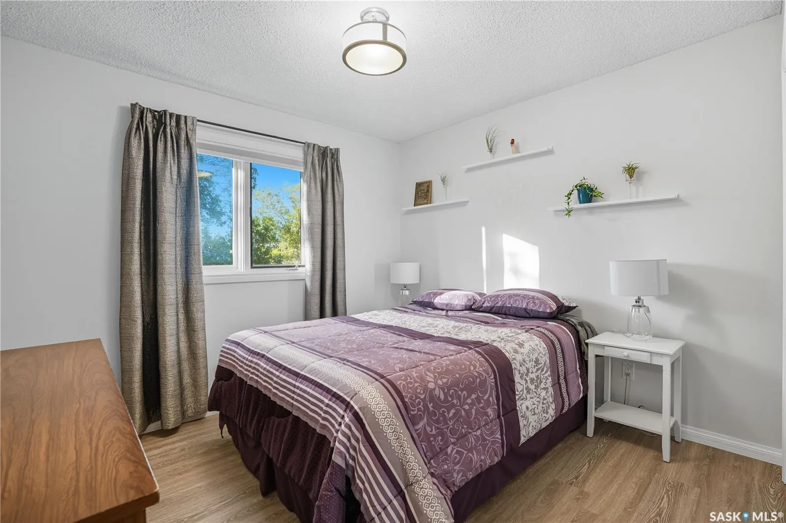 3270 MOUNTBATTEN CRESCENT