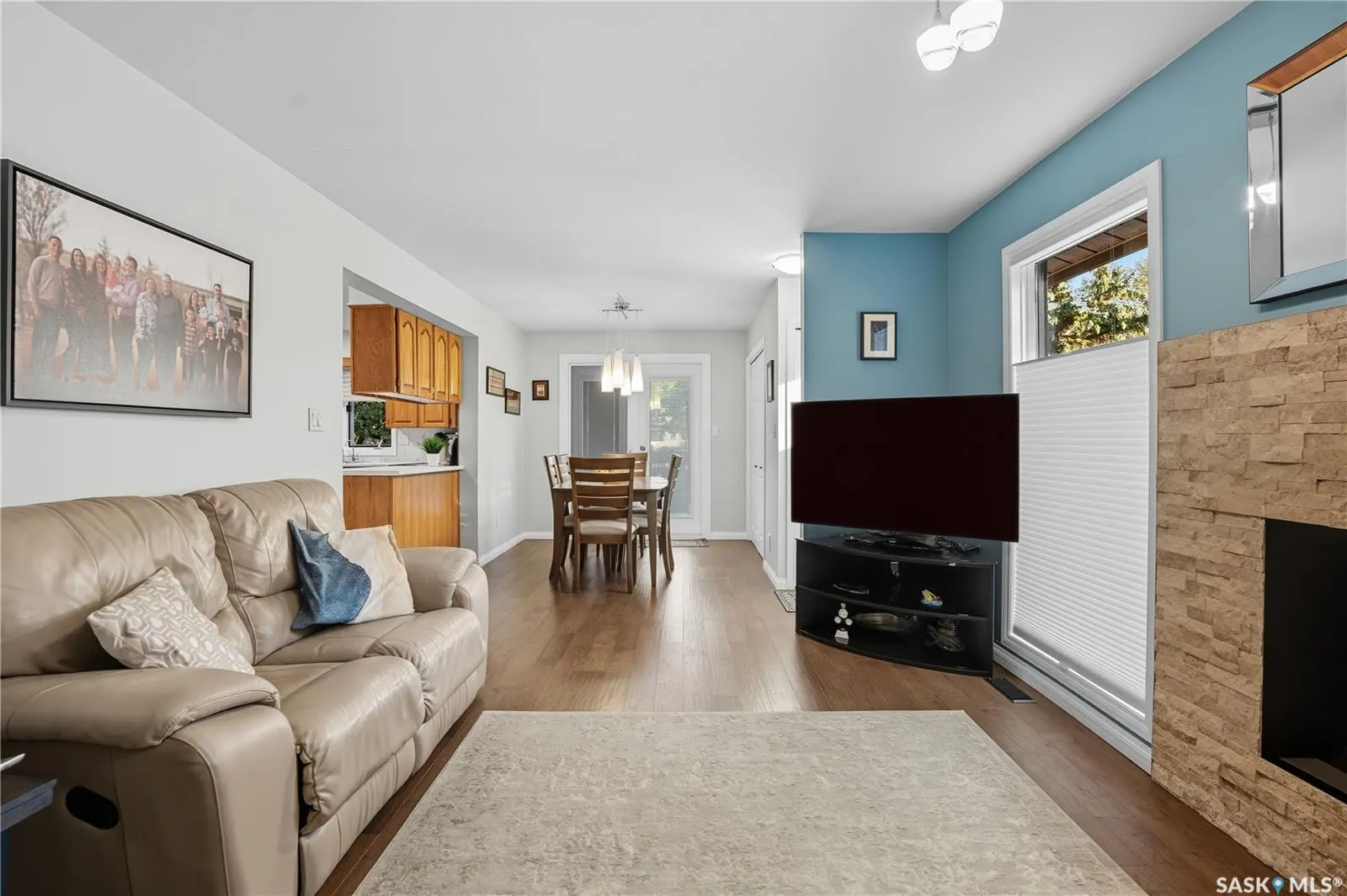 3270 MOUNTBATTEN CRESCENT