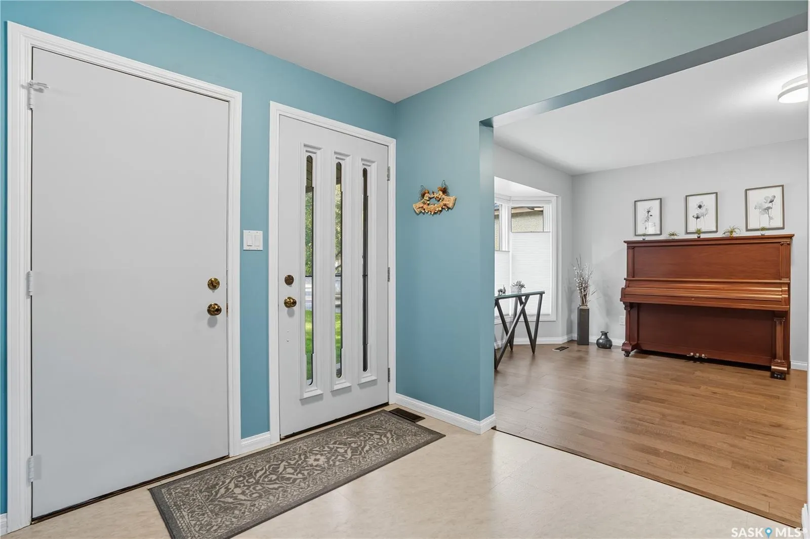 3270 MOUNTBATTEN CRESCENT