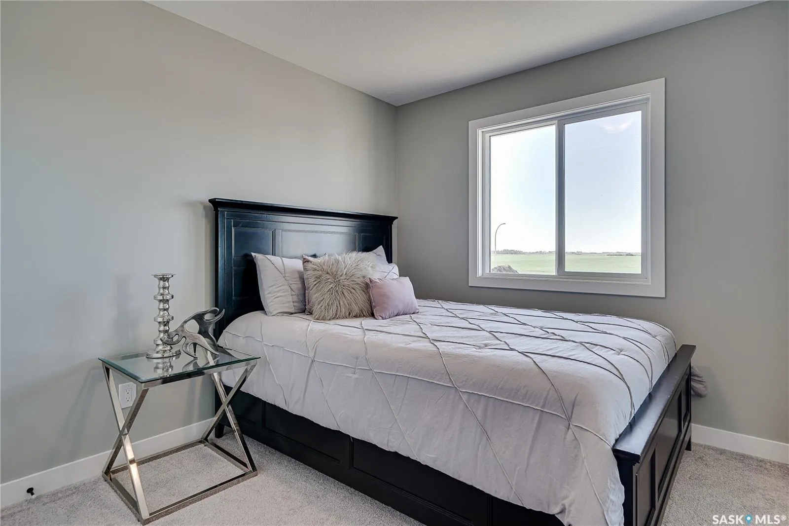 443 Doran CRESCENT