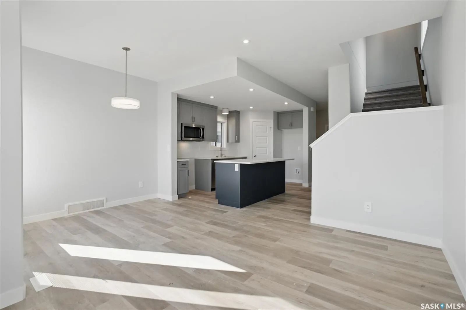 230 Antonini COURT