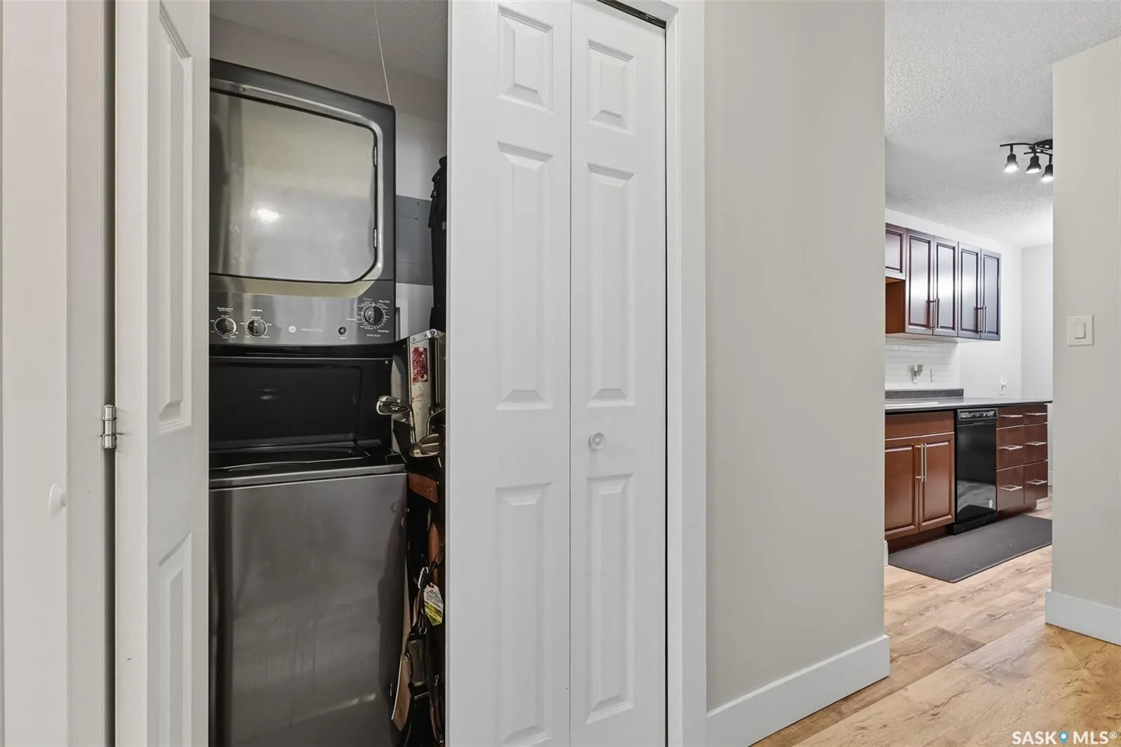274 Pinehouse DRIVE, #3