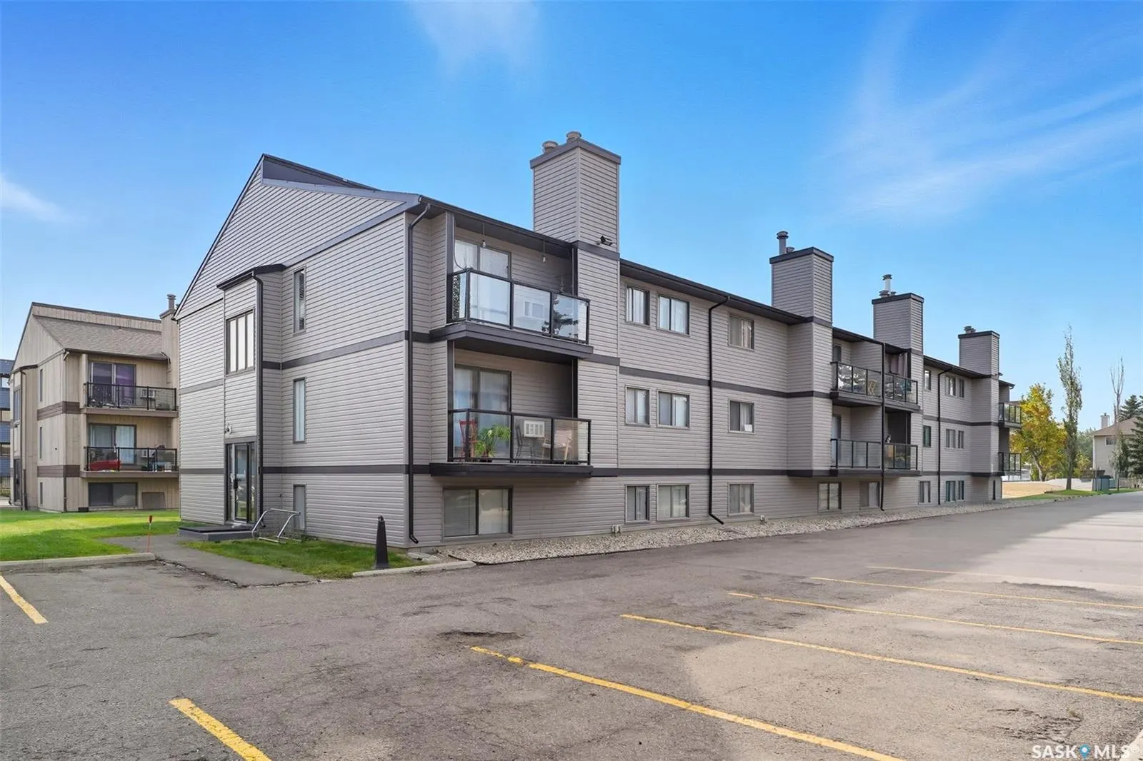 274 Pinehouse DRIVE, #3