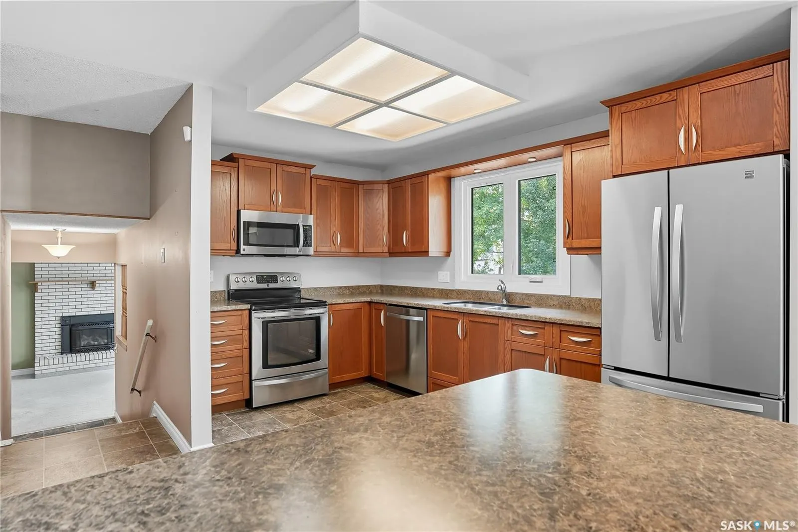30 CHAMPLIN CRESCENT