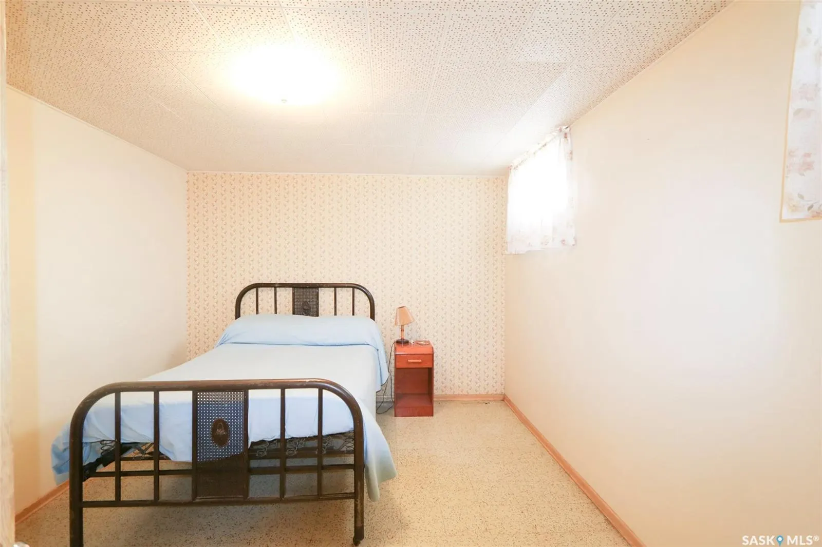 202 Third AVENUE S