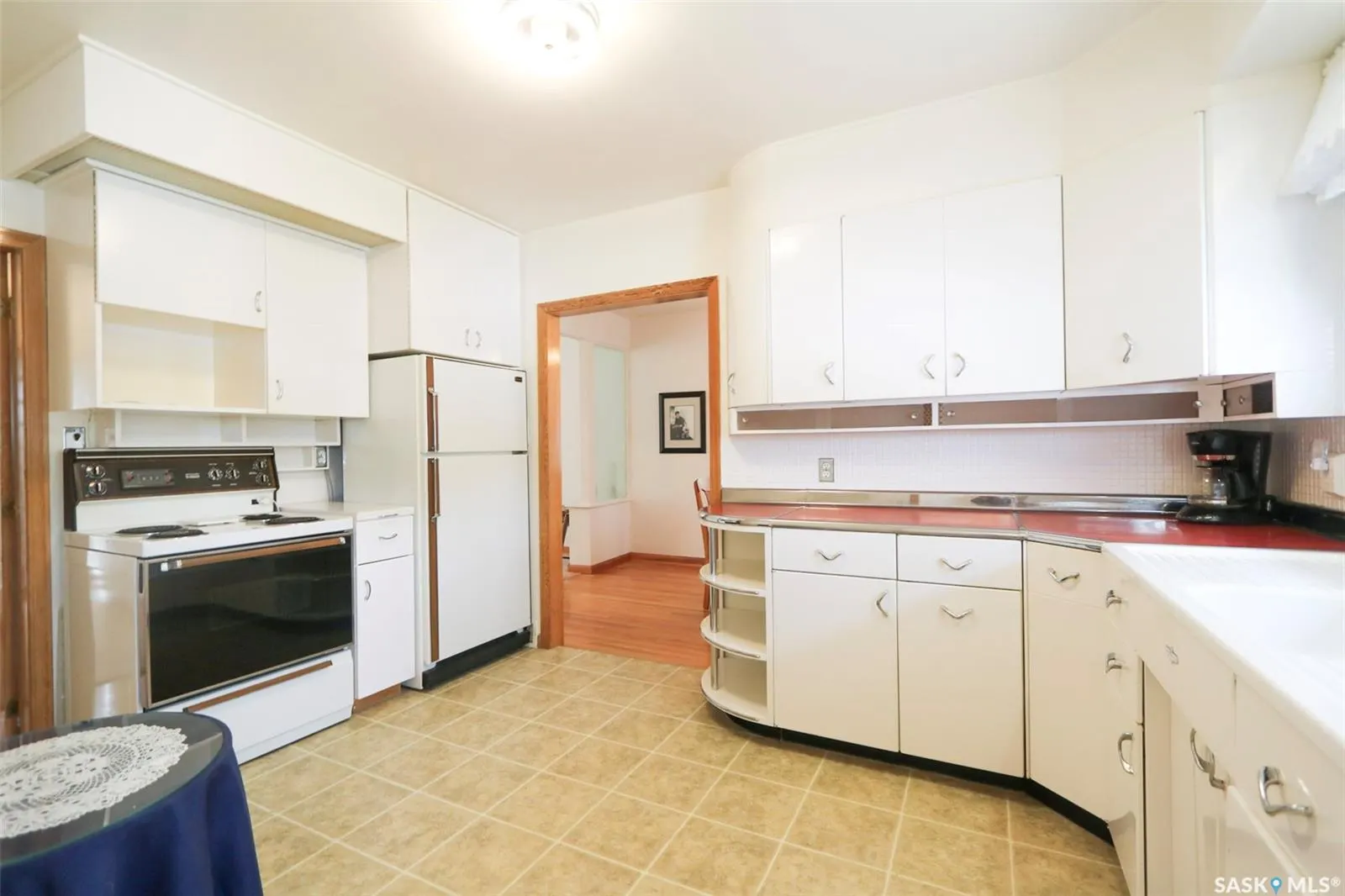 202 Third AVENUE S