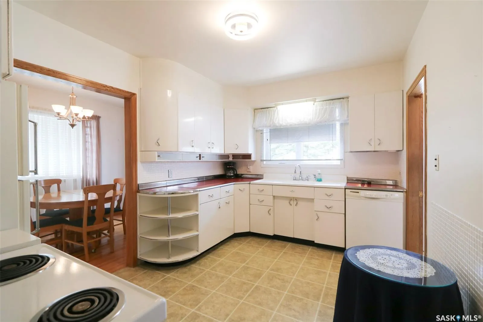 202 Third AVENUE S