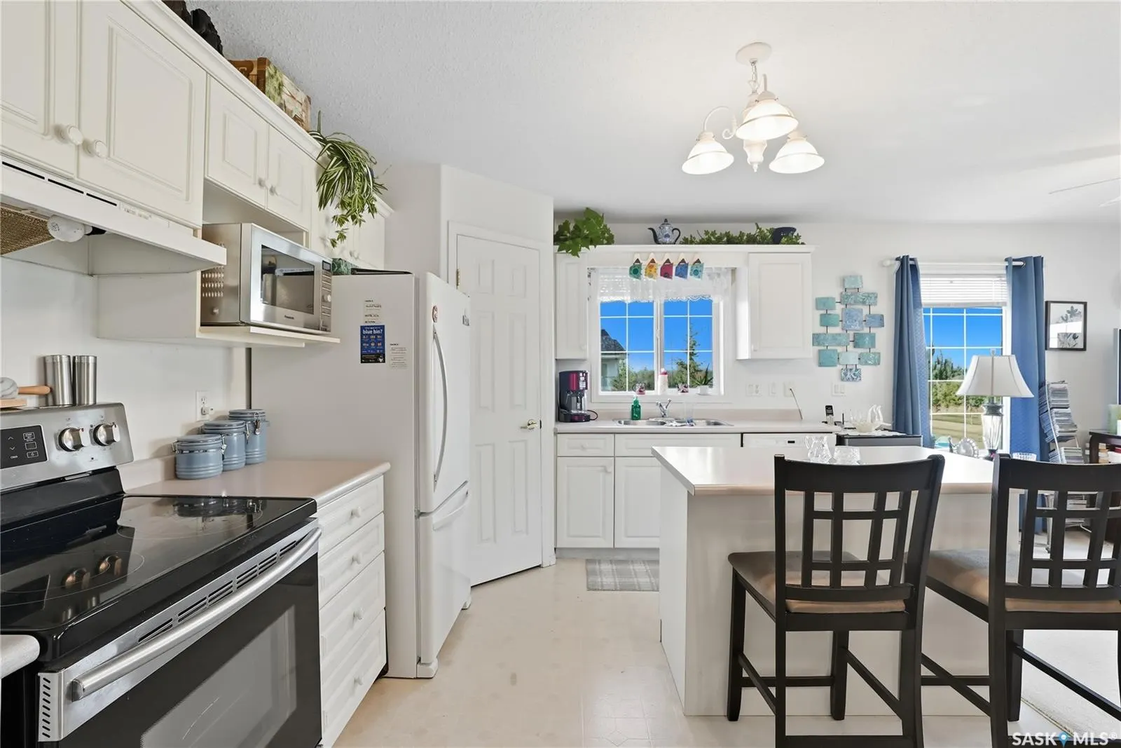 934 Heritage VIEW, #302