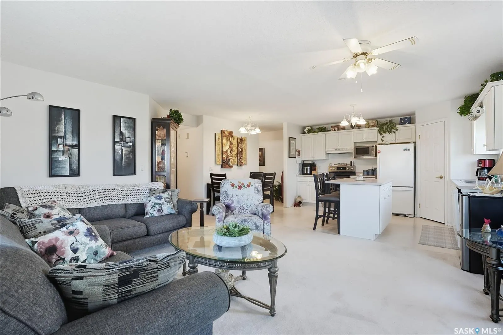 934 Heritage VIEW, #302