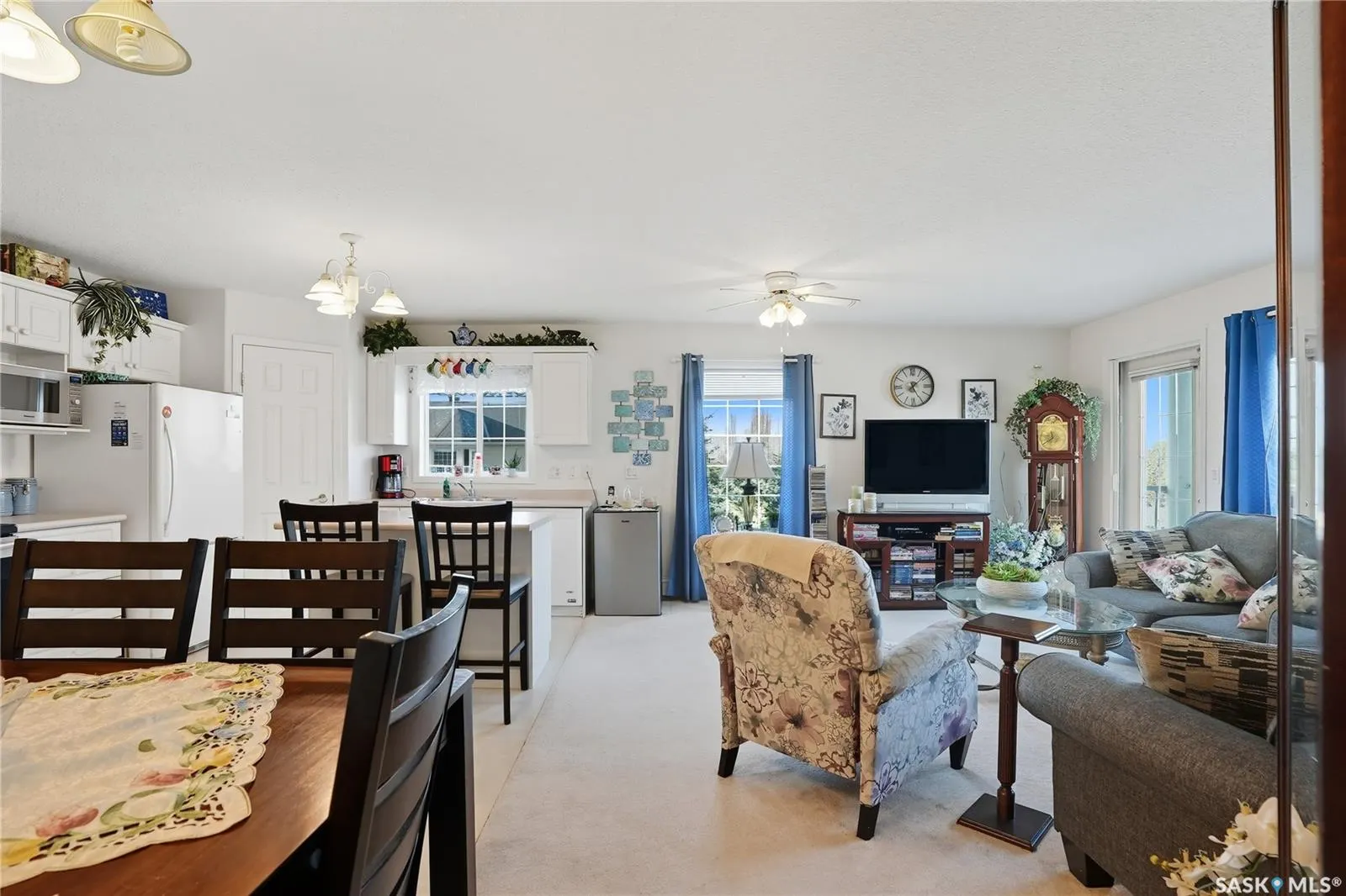 934 Heritage VIEW, #302