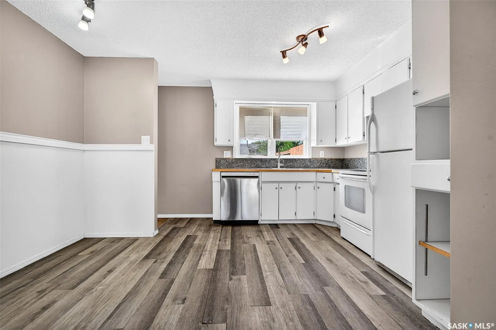 1117 Hastings STREET
