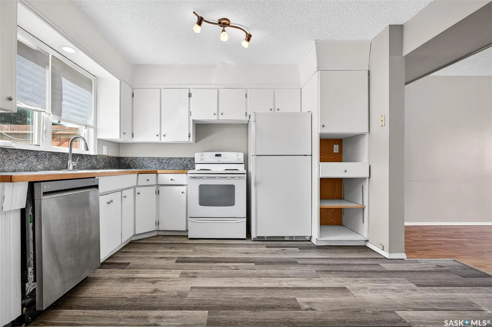 1117 Hastings STREET