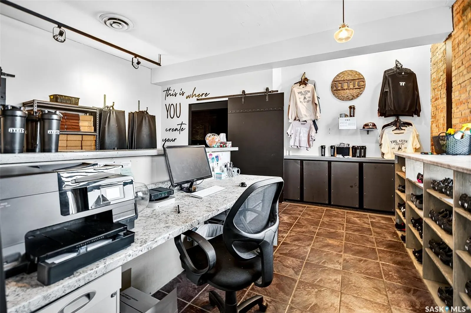 15 Fairford STREET E, #2nd Floor