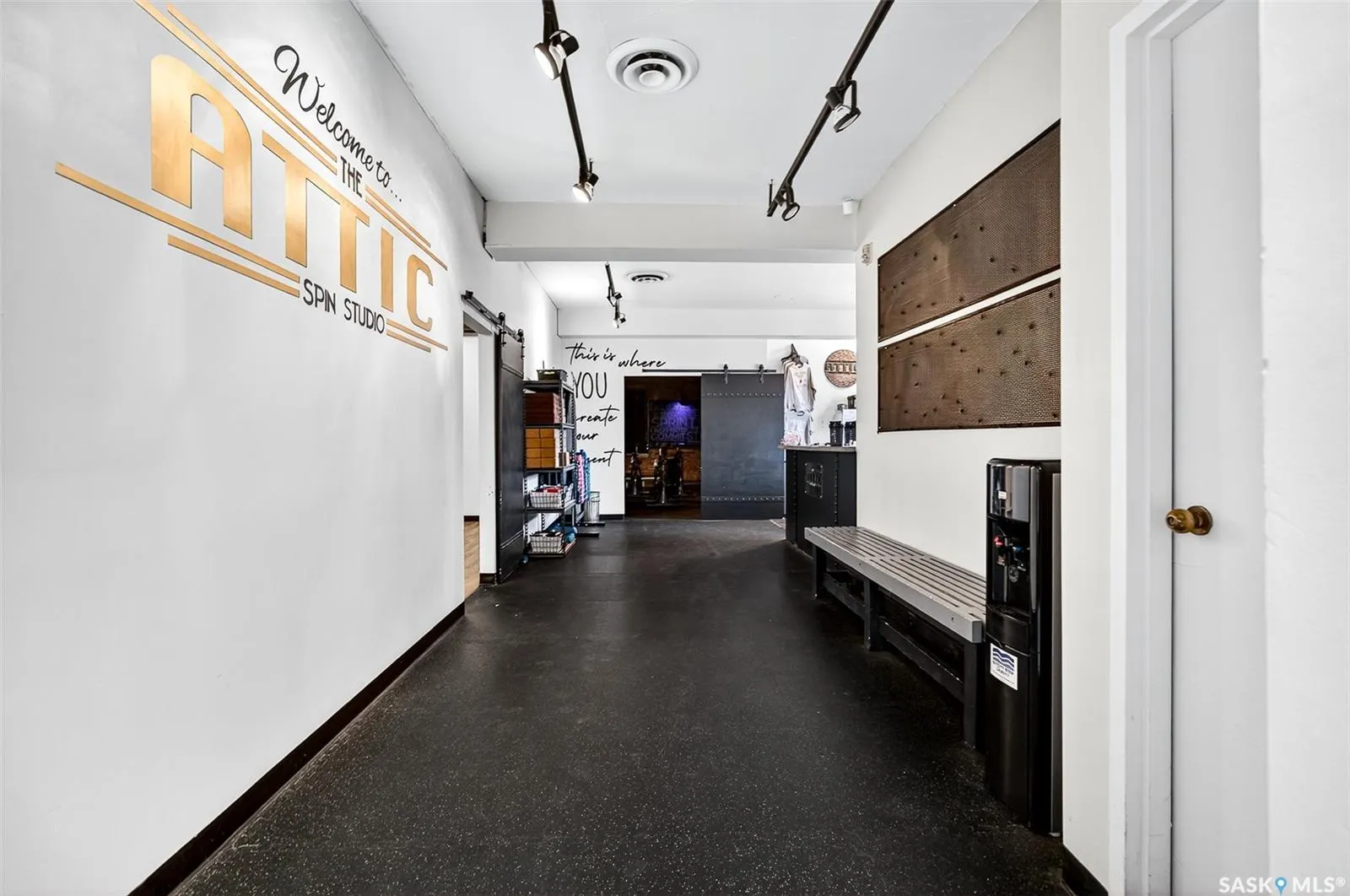 15 Fairford STREET E, #2nd Floor