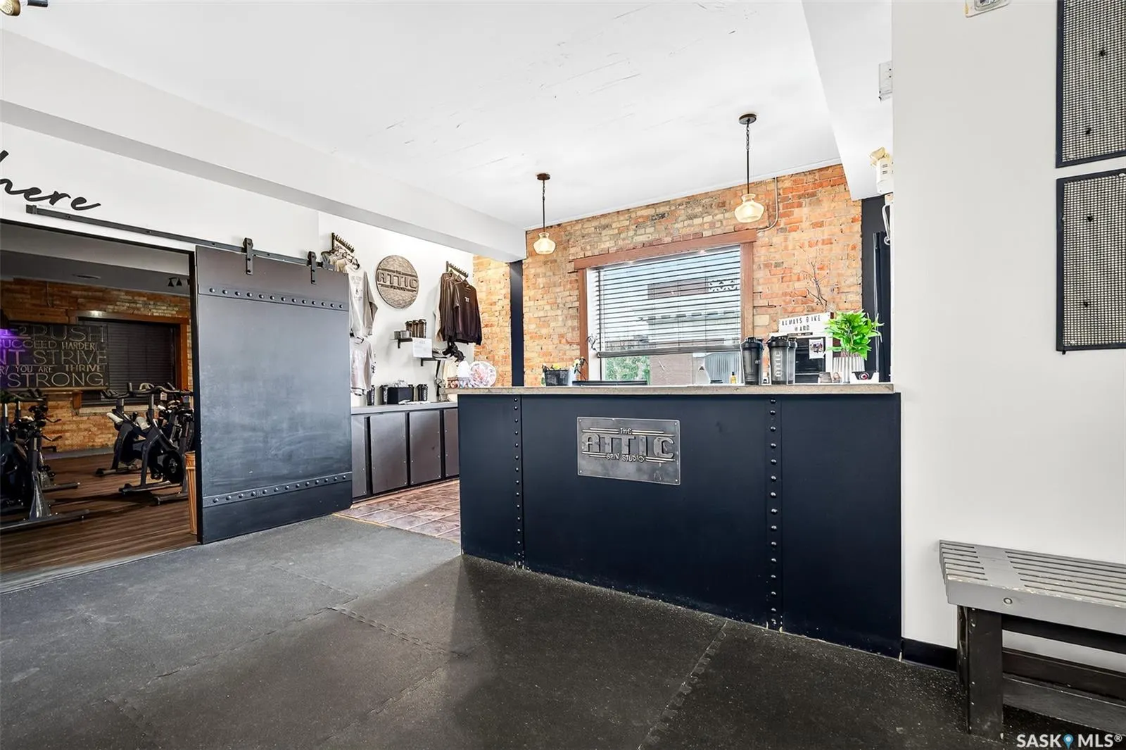 15 Fairford STREET E, #2nd Floor