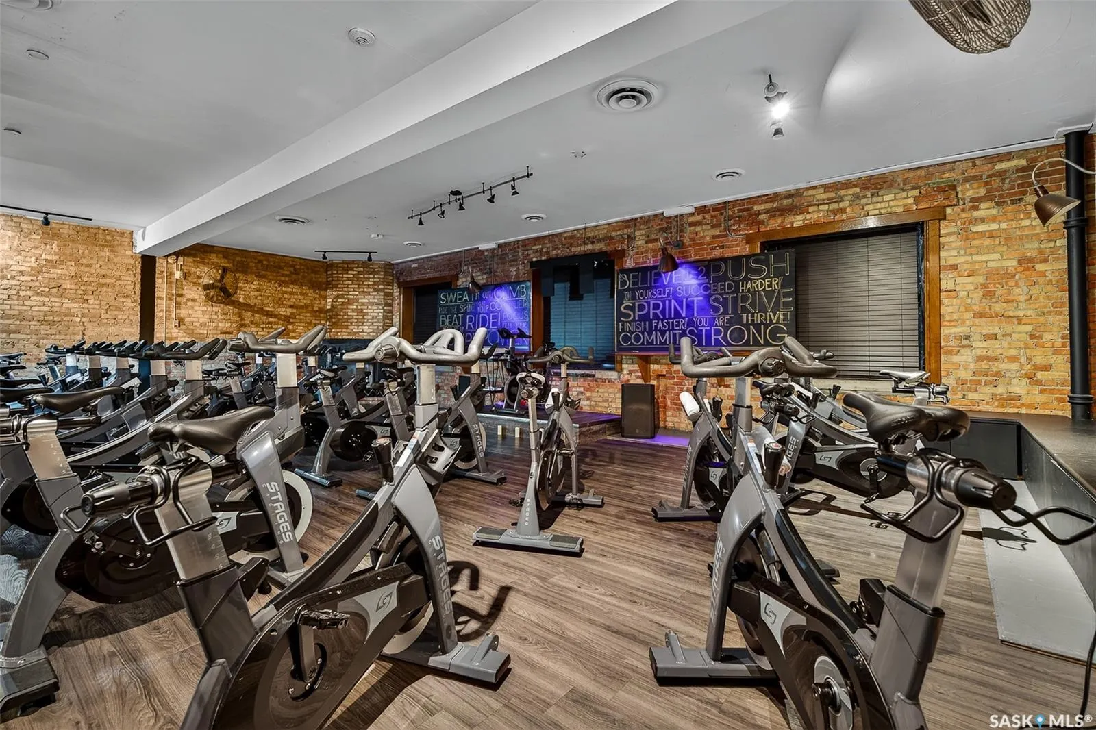 15 Fairford STREET E, #2nd Floor