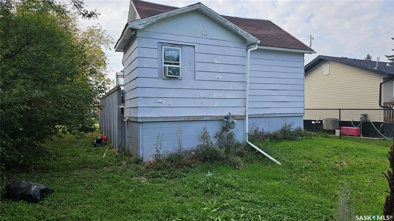116 2nd AVENUE