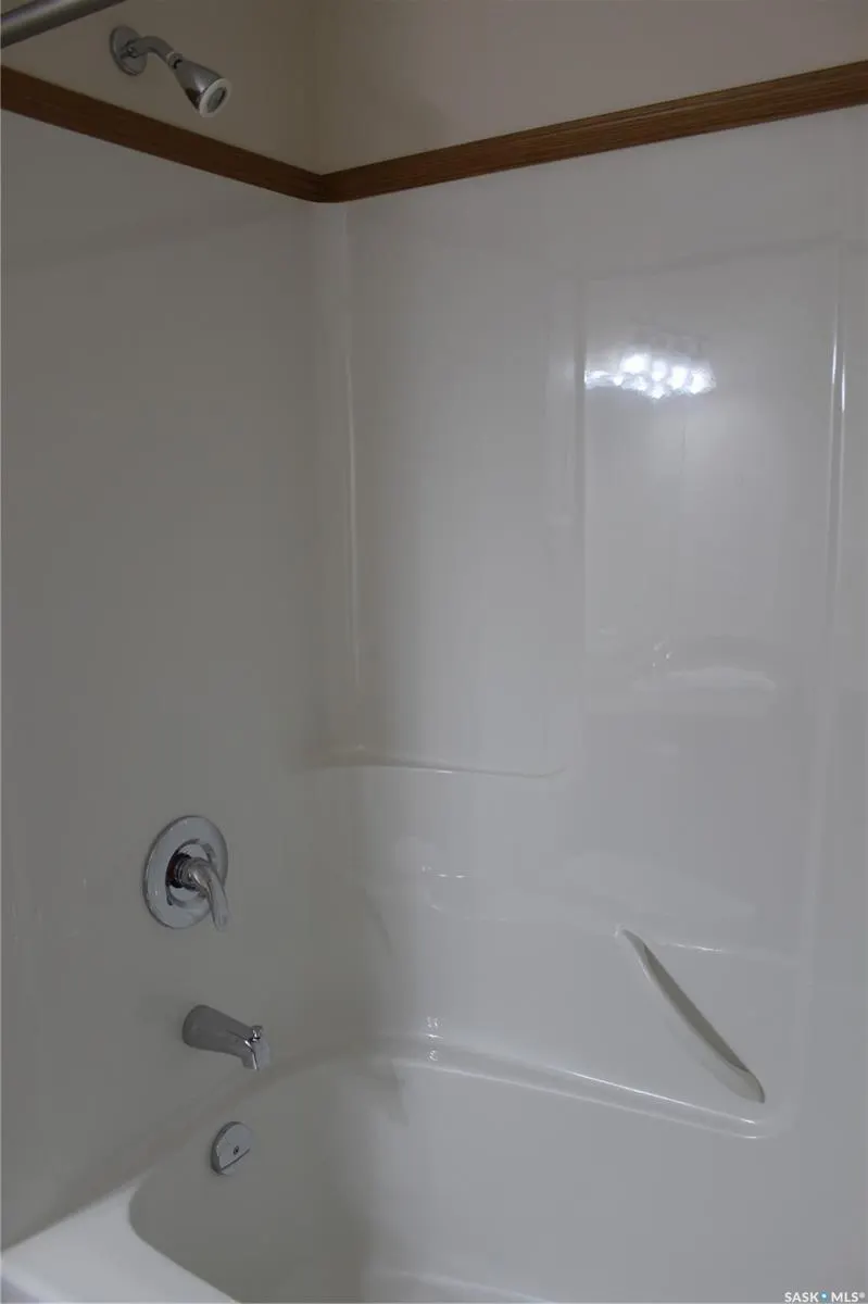 305 5th STREET E, #5