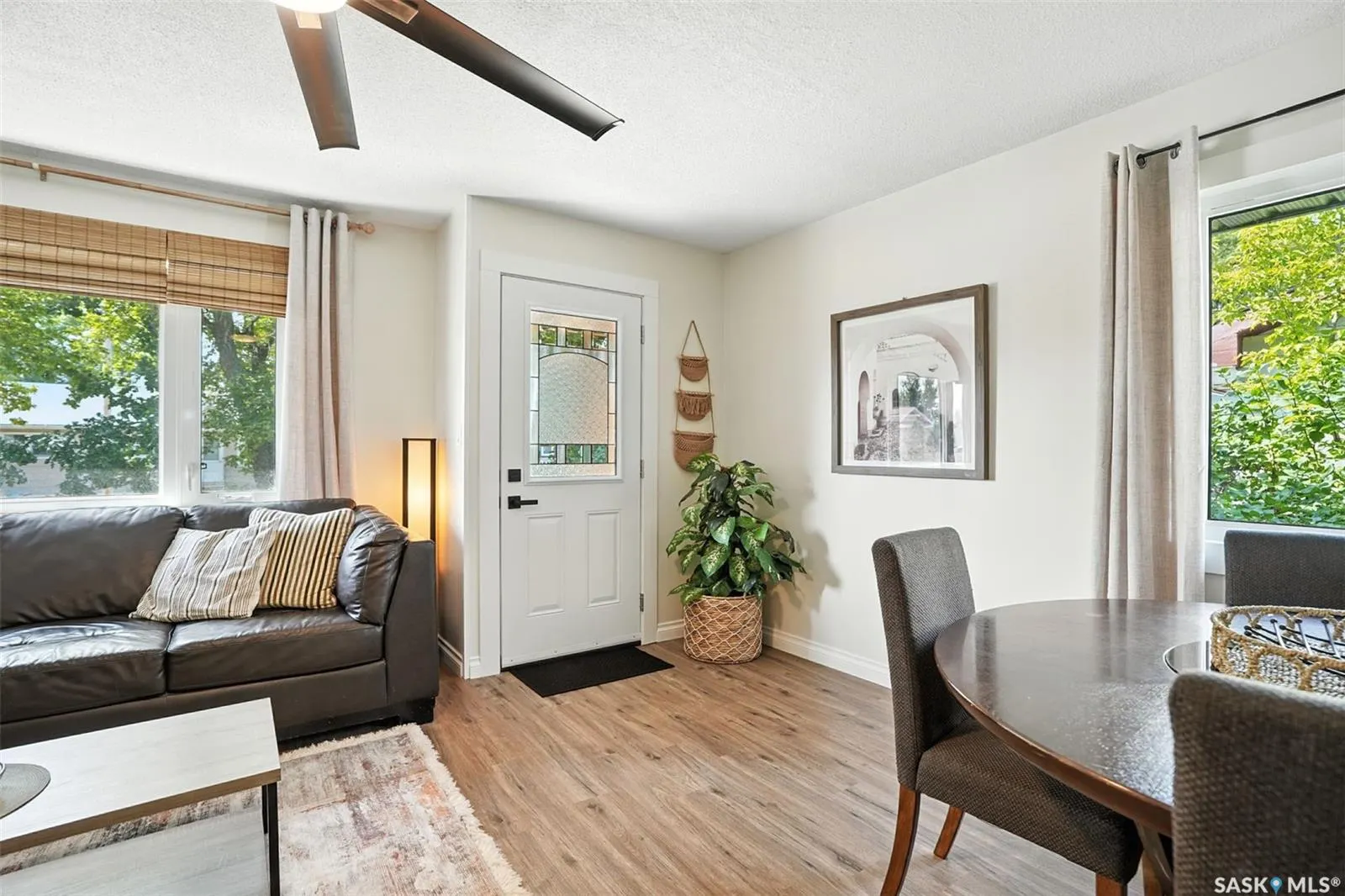 301 3rd AVENUE W