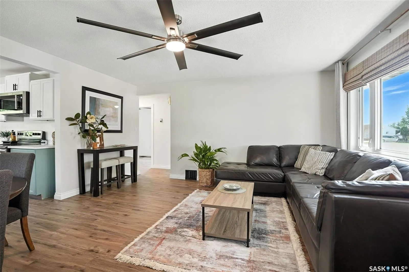 301 3rd AVENUE W