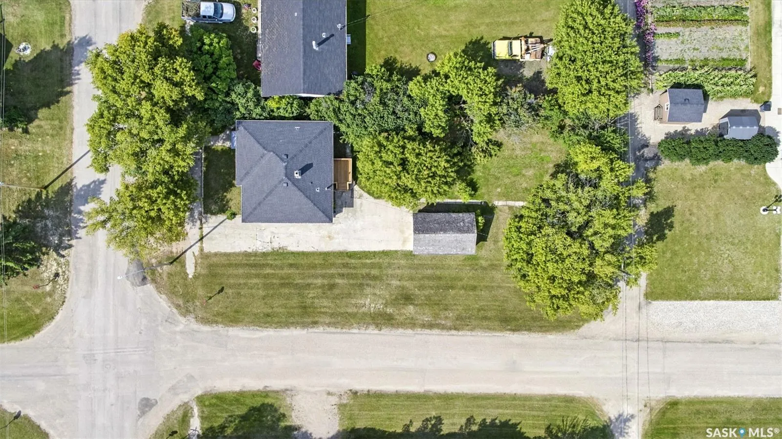 301 3rd AVENUE W