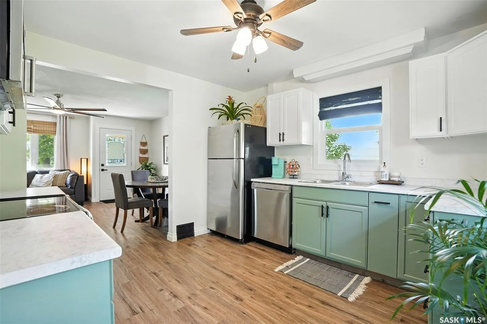 301 3rd AVENUE W