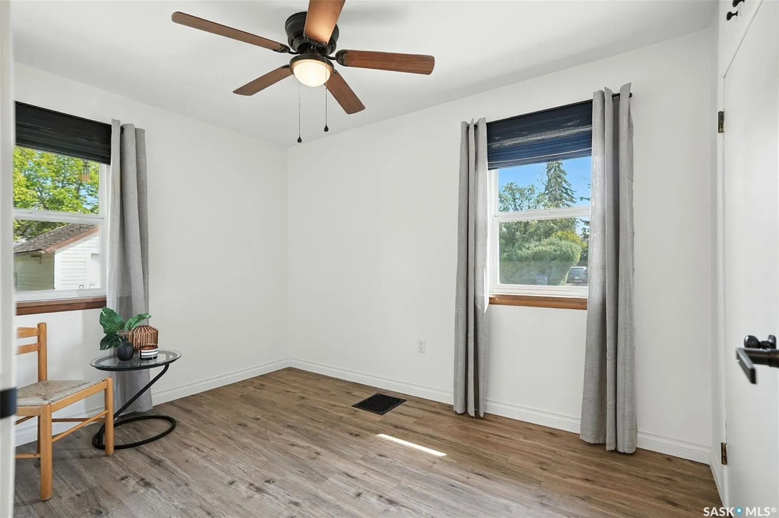 301 3rd AVENUE W
