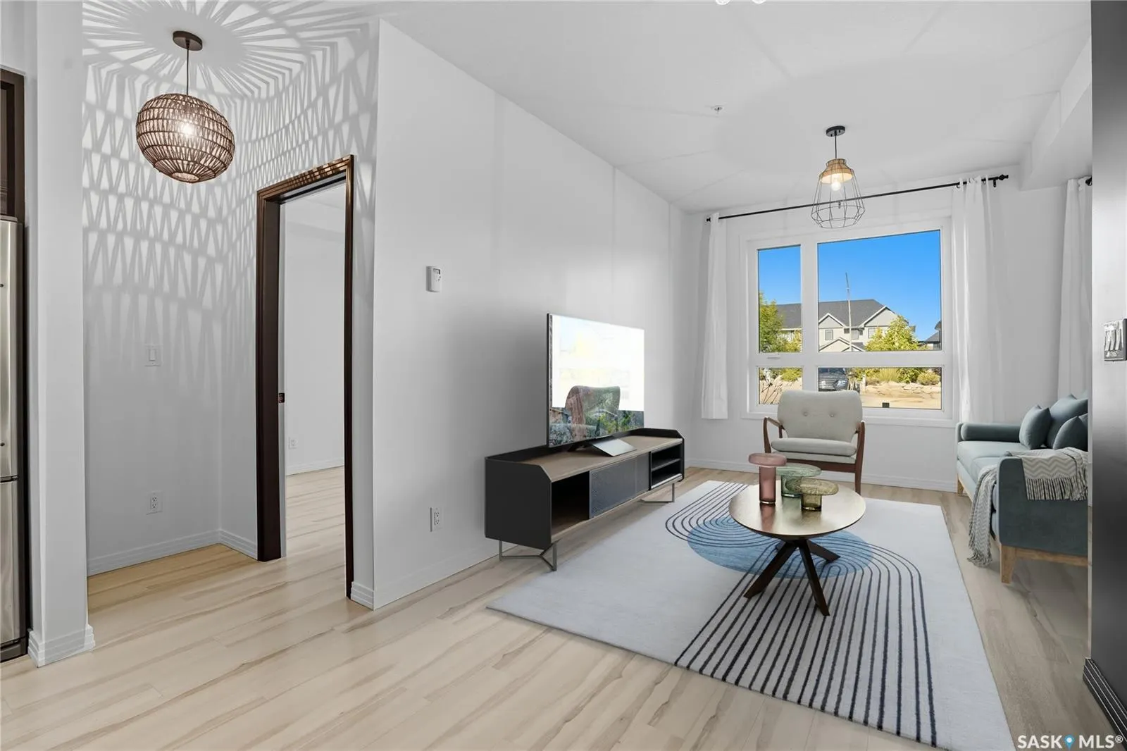 223 Evergreen SQUARE, #111
