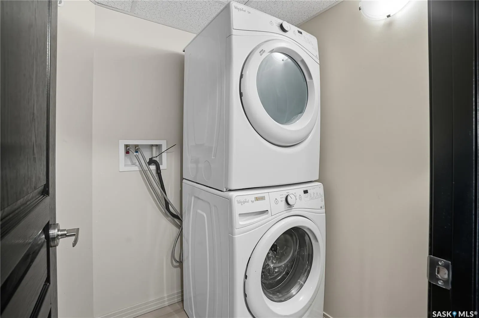 223 Evergreen SQUARE, #111