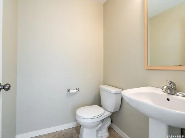 5278 Aerodrome ROAD, #40