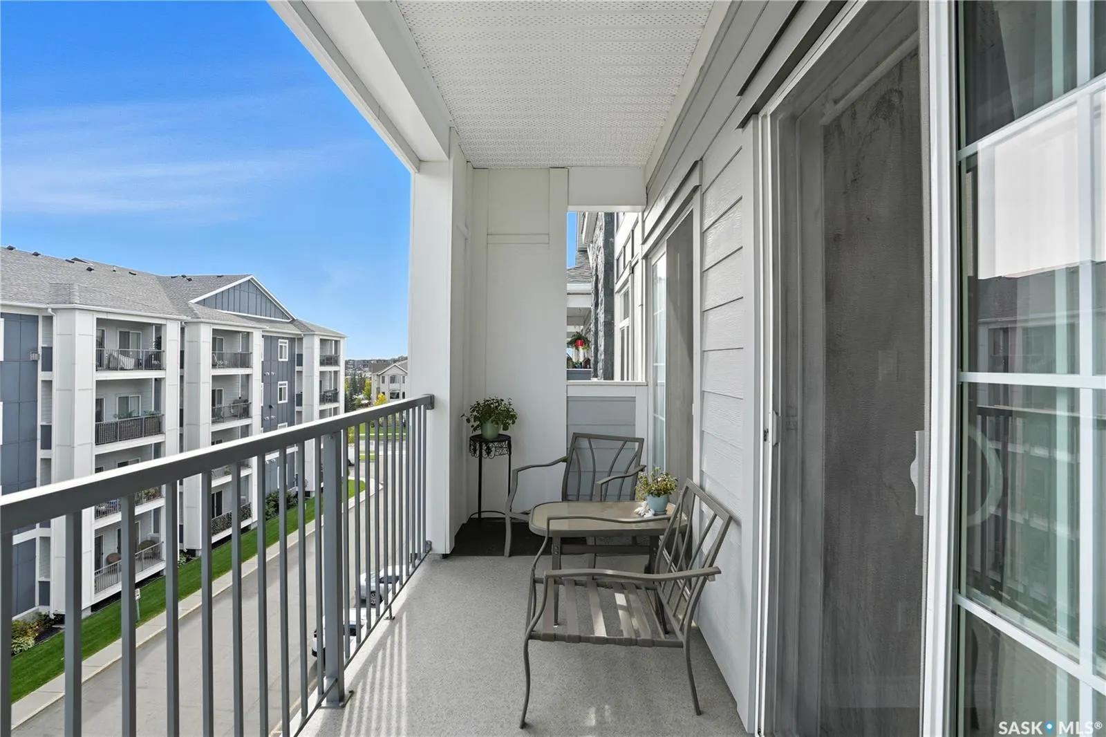 333 Nelson ROAD, #409